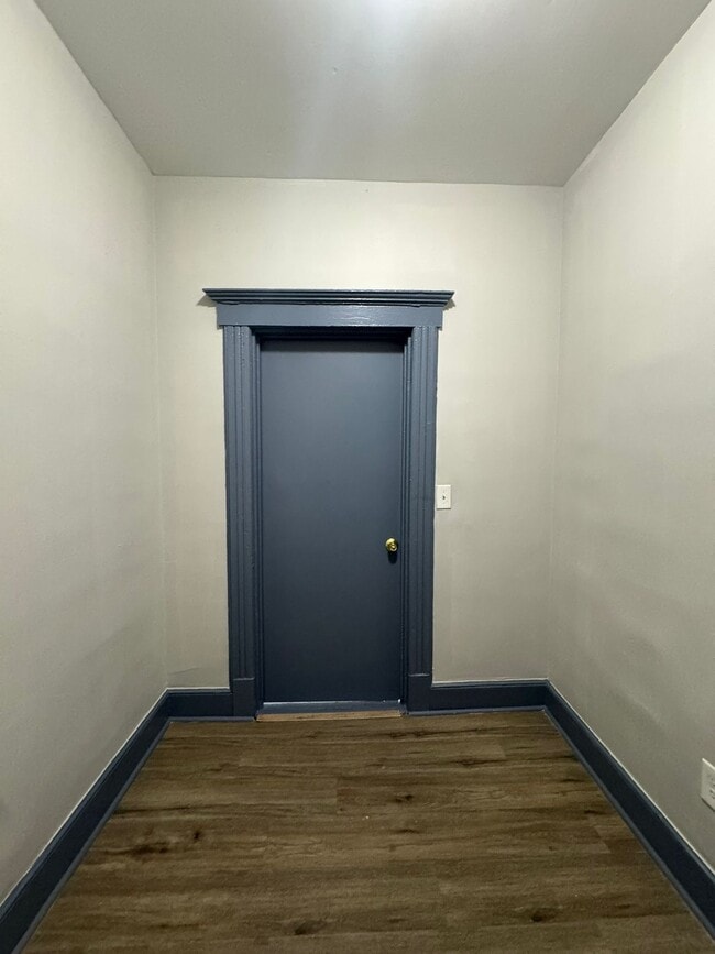 107 Wilkinson Ave, Unit 2 in Jersey City, NJ - Building Photo - Building Photo