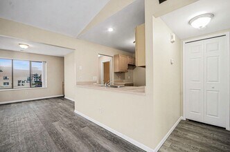 30657 Hidden Pines Ln in Roseville, MI - Building Photo - Building Photo