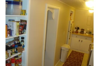 117 Wilkes St, Unit 5 in Berkeley Springs, WV - Building Photo - Building Photo