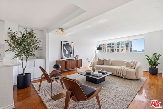 property at 10535 Wilshire Blvd