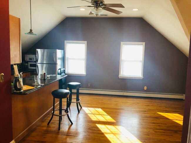 3 Leech Cir in Glen Cove, NY - Building Photo - Building Photo