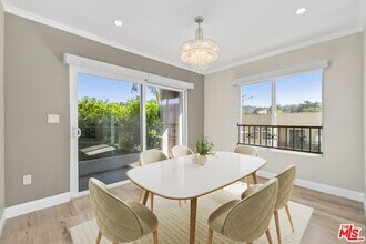 11909 Laurelwood Dr in Los Angeles, CA - Building Photo - Building Photo