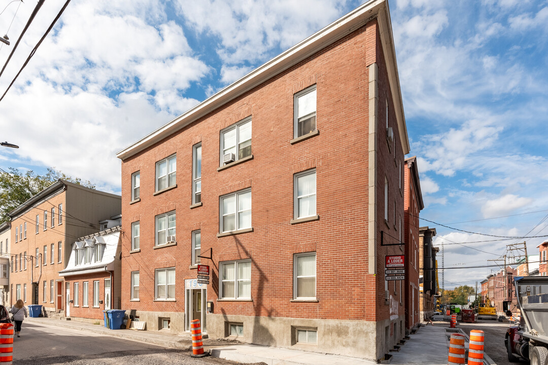 190 De La Salle Rue in Québec, QC - Building Photo