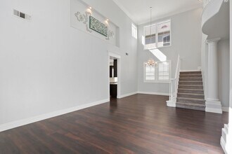 7246 Rockridge Dr in Huntington Beach, CA - Building Photo - Building Photo