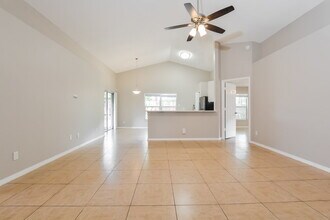 281 Meagan Beth Rd in Apopka, FL - Building Photo - Building Photo