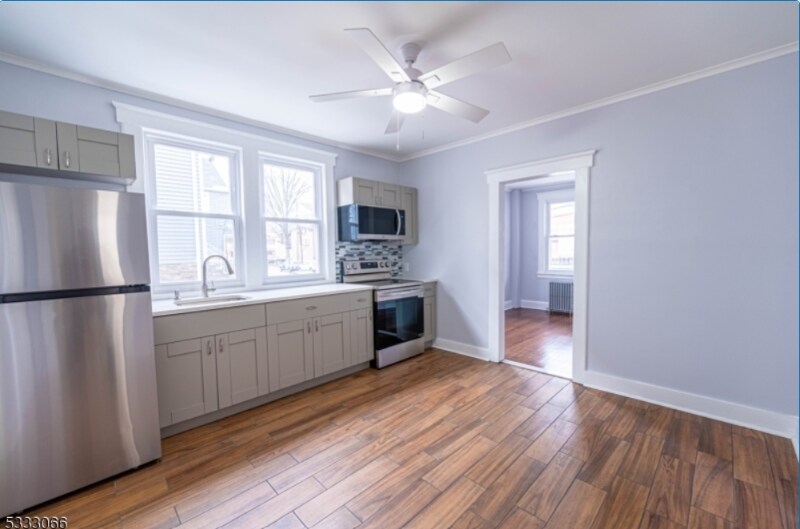 676 Clarkson Ave in Elizabeth, NJ - Building Photo