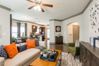 2101 Kingsley Dr in Pearland, TX - Building Photo - Building Photo