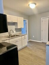 2210 Salu St in Alton, IL - Building Photo - Building Photo