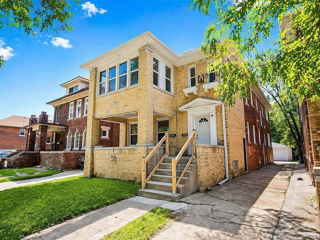 property at 2509 Gladstone St