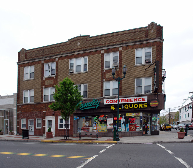 178 Kearny Ave in Kearny, NJ - Building Photo - Building Photo