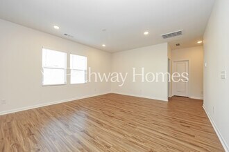 462 Jet Strm Dr in La Vergne, TN - Building Photo - Building Photo