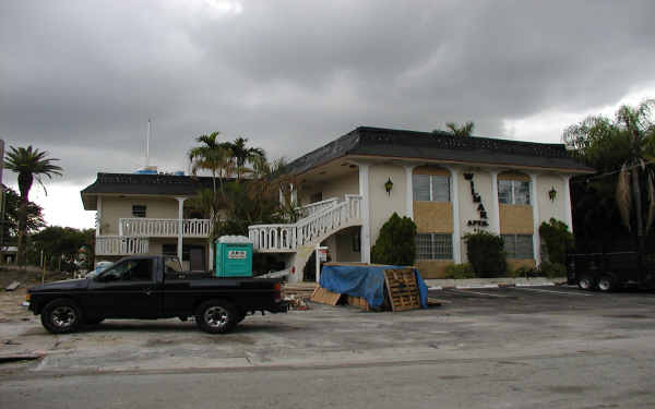 65 Hendricks Is in Fort Lauderdale, FL - Building Photo