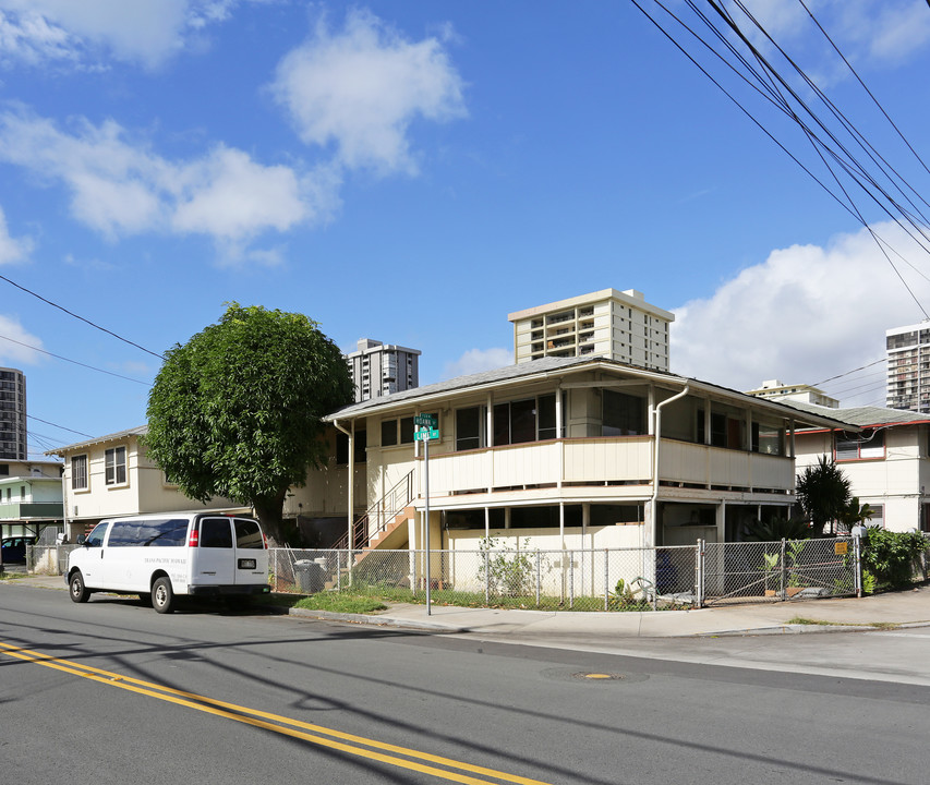 728 Hoawa St in Honolulu, HI - Building Photo