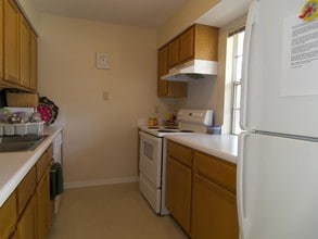 Flairwood Apartments in Memphis, TN - Foto de edificio - Building Photo