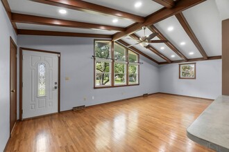 226 S Farmington Rd in Jackson, MO - Building Photo - Building Photo