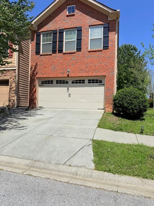1505 Ben Park Way in Grayson, GA - Foto de edificio