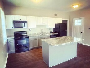 620 E 5th St in New Albany, IN - Building Photo - Building Photo