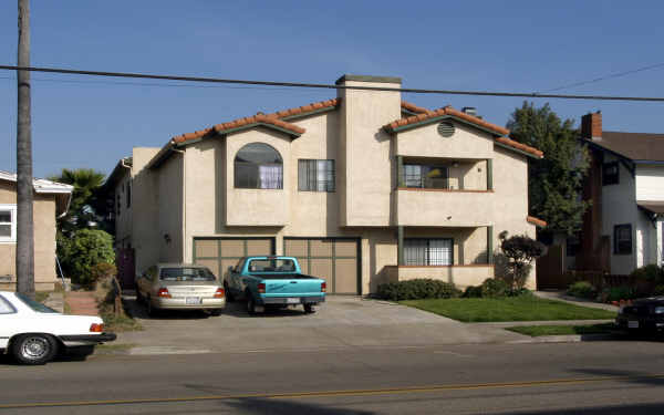 1636 Meade Ave in San Diego, CA - Building Photo - Building Photo