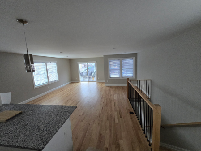 120 Elizabeth Ave in Newark, NJ - Building Photo - Building Photo