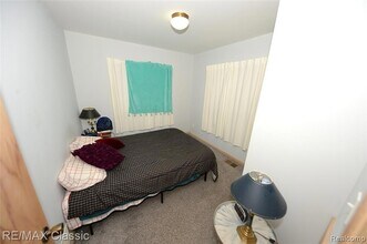 280 Hutton St in Northville, MI - Building Photo - Building Photo