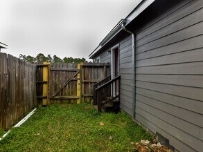 150 Varsity Cir in Huntsville, TX - Building Photo - Building Photo