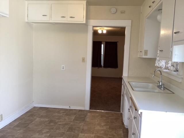 836 W Newgrove St in Lancaster, CA - Building Photo - Building Photo