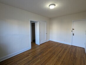 3308 W Schubert Ave in Chicago, IL - Building Photo - Building Photo
