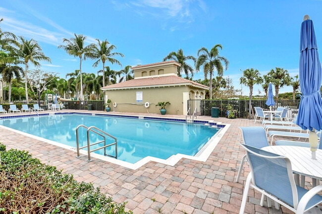 143 Monterey Bay Dr in Boynton Beach, FL - Building Photo - Building Photo