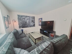 71 Josephine Evaristo Ave, Unit 2 in Greenwich, CT - Building Photo - Building Photo