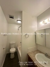 Parkrose Terrace in Portland, OR - Building Photo - Building Photo