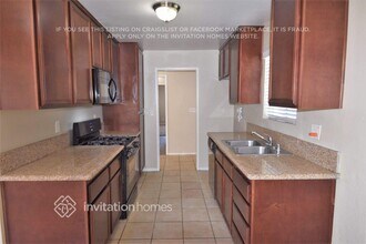 2815 St Elmo Dr in Rialto, CA - Building Photo - Building Photo