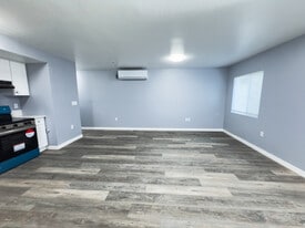 6628-6630 Selfland Ave in Bell Gardens, CA - Building Photo