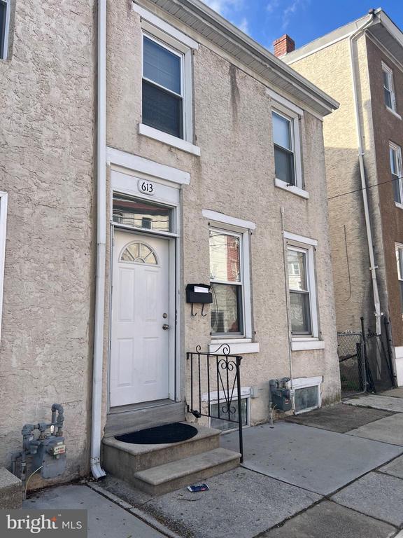 613 Green St in Norristown, PA - Building Photo - Building Photo