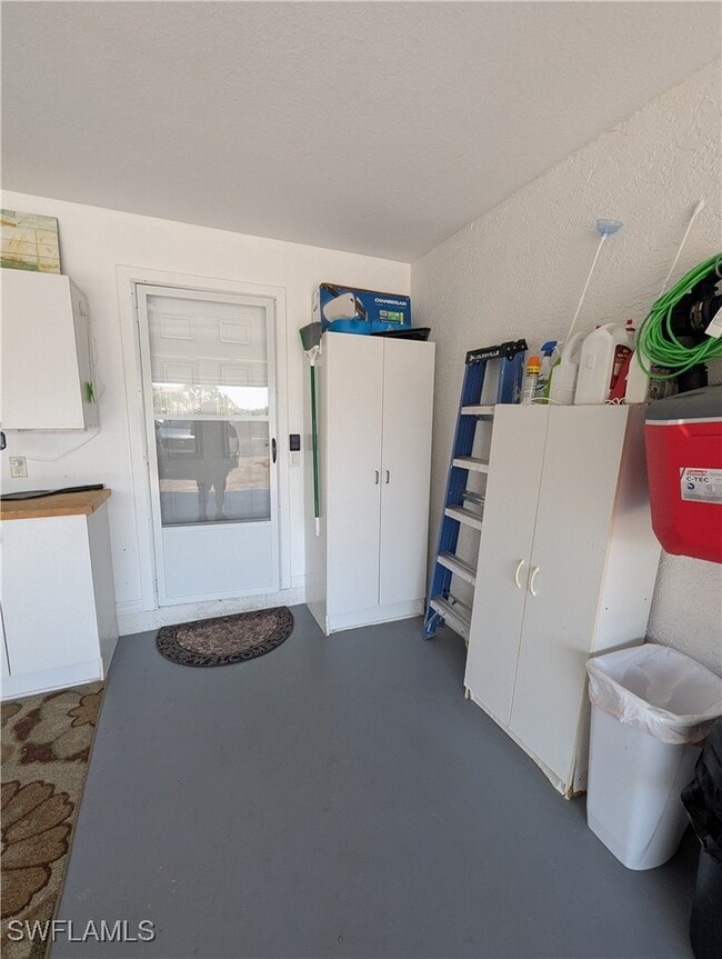 4000 Cherrybrook Loop