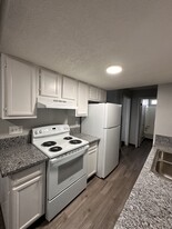 Regency Apartments in Kemmerer, WY - Building Photo - Building Photo