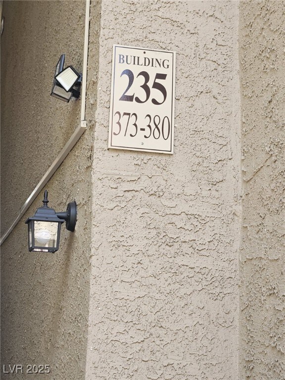 5060 Indian River Dr in Las Vegas, NV - Building Photo - Building Photo
