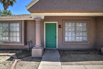 19655 North 11th St in Phoenix, AZ - Building Photo - Building Photo