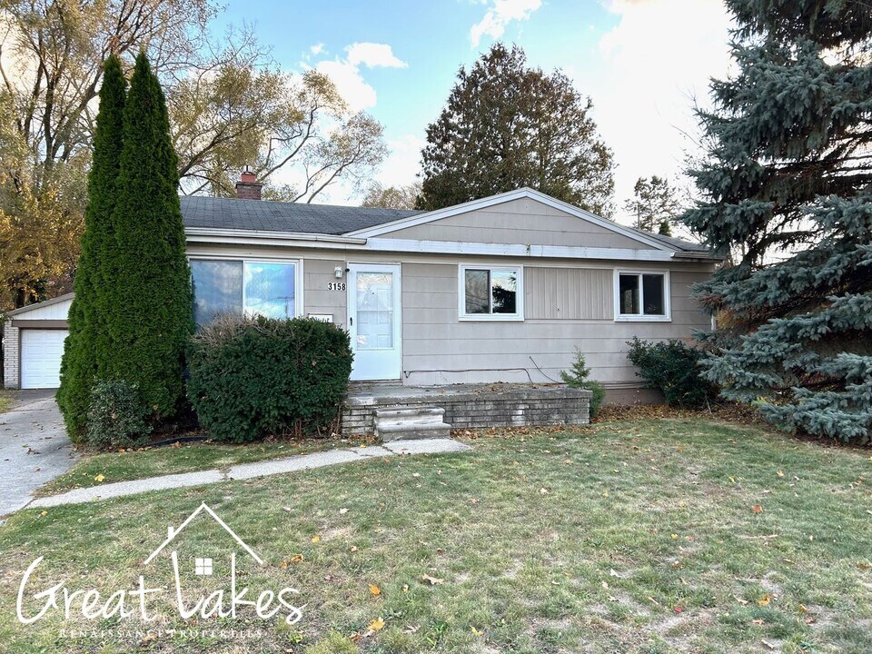 3158 Morrissey Ave in Warren, MI - Building Photo