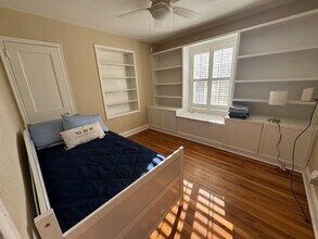323 Gibbs Rd in Pensacola, FL - Building Photo - Building Photo