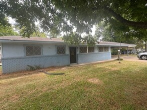 443 Janet Ln in Shreveport, LA - Building Photo - Building Photo