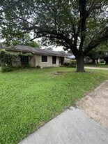 314 Shorewood Dr in Duncanville, TX - Building Photo