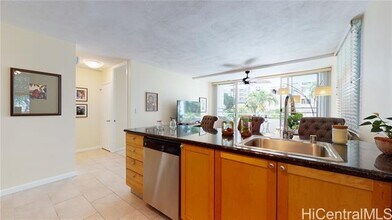 430 Kaiolu St in Honolulu, HI - Foto de edificio - Building Photo