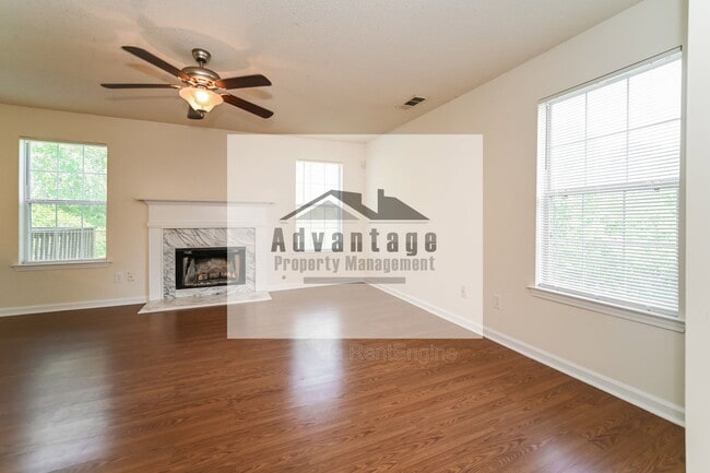 1860 Neighborhood Walk in Mcdonough, GA - Building Photo - Building Photo