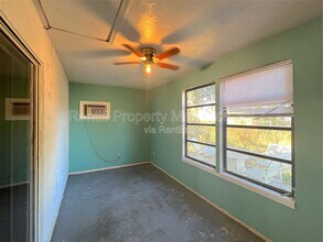 7493 Pebble Beach Rd in Ft. Myers, FL - Building Photo - Building Photo