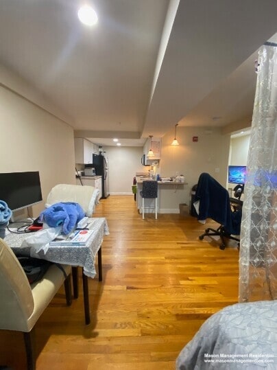 317 Saint Paul St, Unit 4