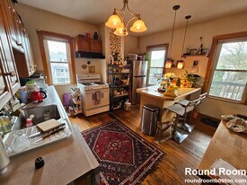 346 Faneuil St, Unit 2 in Boston, MA - Building Photo