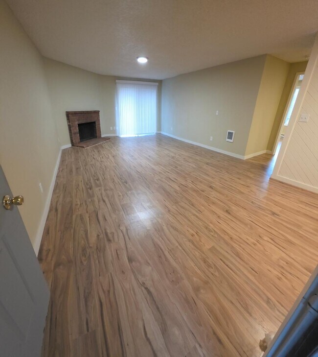 9615 SW Prairie Ter, Unit D