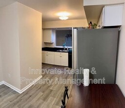 584 Mount Vernon Cir in Bensalem, PA - Building Photo - Building Photo