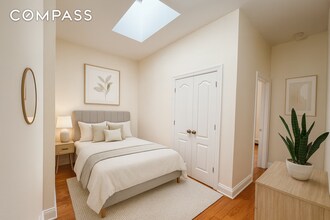 37-15 Broadway in Queens, NY - Building Photo - Building Photo