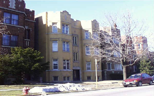 7952-7954 S Vernon Ave in Chicago, IL - Foto de edificio
